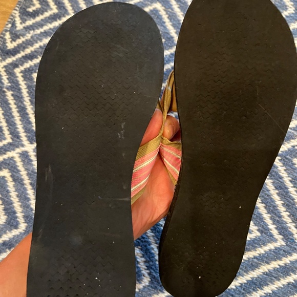 ELIZA B. Flip flops thongs sandals Pink and Taupe Size 11 - Picture 2 of 4